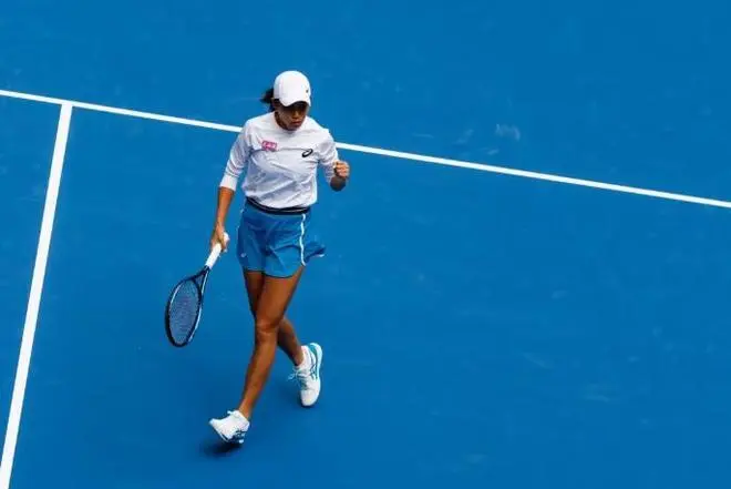 张帅50分钟速胜晋级2025赛季首战 获网坛特种兵称号创纪录